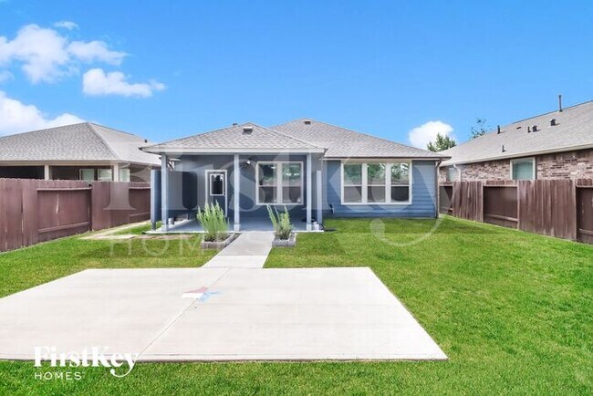 Building Photo - 21611 Royal Troon Dr