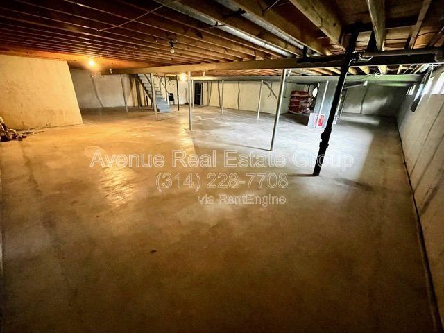 Building Photo - 514 Redondo Dr