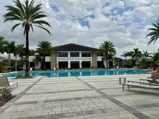 Building Photo - 8364 NW 43rd St