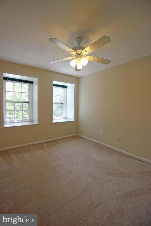 Building Photo - 5117 Bellemeade Ln