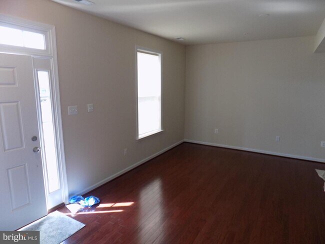 Building Photo - 2808 Shearwater Ln