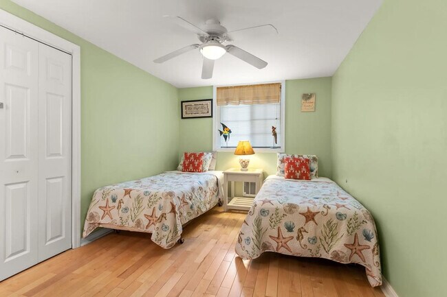 Building Photo - 24 Ashworth Ave