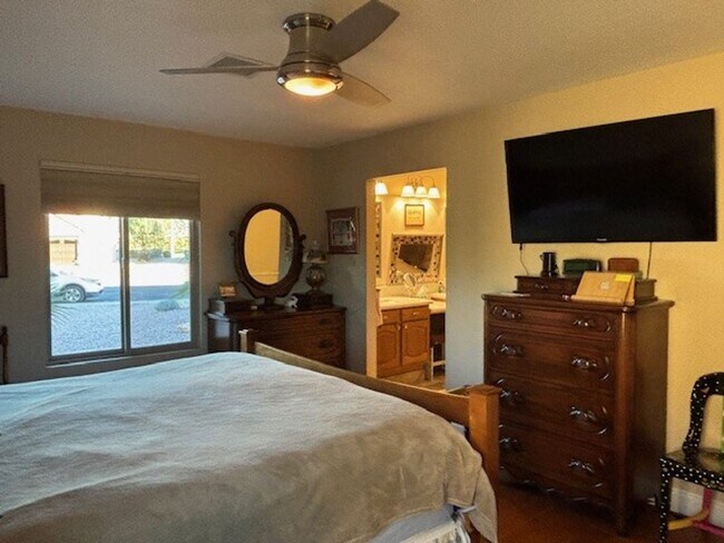 Building Photo - Welcome to this stunning 2-bedroom, 2-bathroom home, in Leisure World a 45+ Active Adult Resort C...