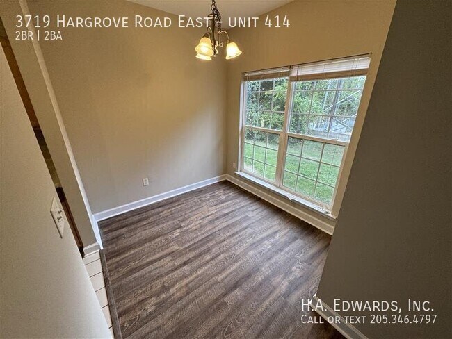 Building Photo - 3719 Hargrove E Rd