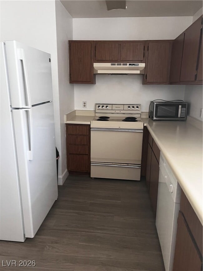 Building Photo - 1303 Darlene Way