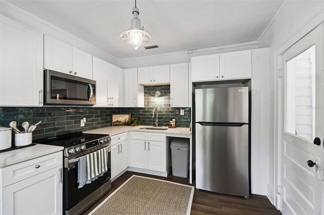 Building Photo - 459 Bell Ave