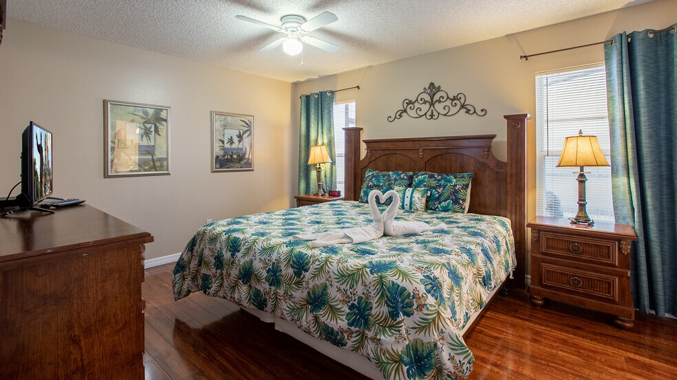 Building Photo - 7802 Laurel Oak Ln