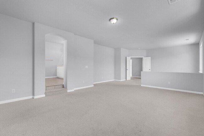 Building Photo - EXTRA LARGE HOME AND LOT... NESTLED IN THE ANTIOCH HILLS... 5 BEDS/3 BATHS/LARGE LIVING ROOM AND ...