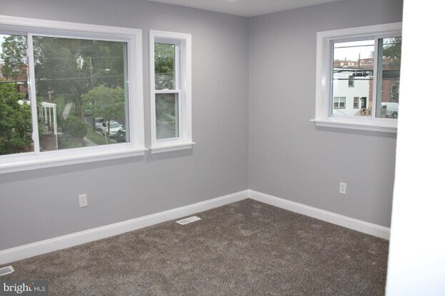 Building Photo - 5131 Chillum Pl NE