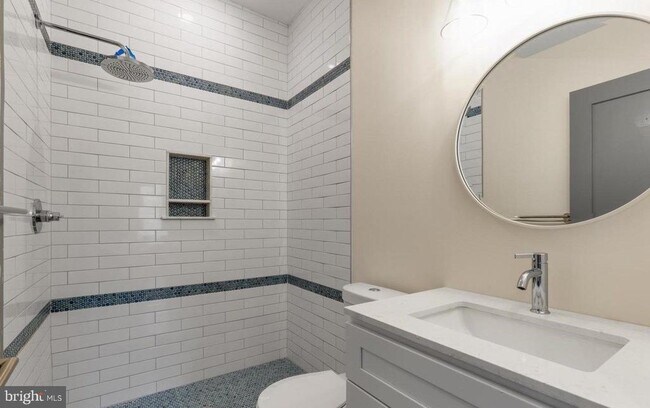 Building Photo - 511 Gorgas Ln