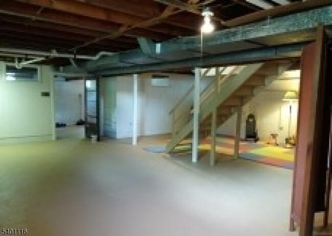 Building Photo - 26 Adams Dr