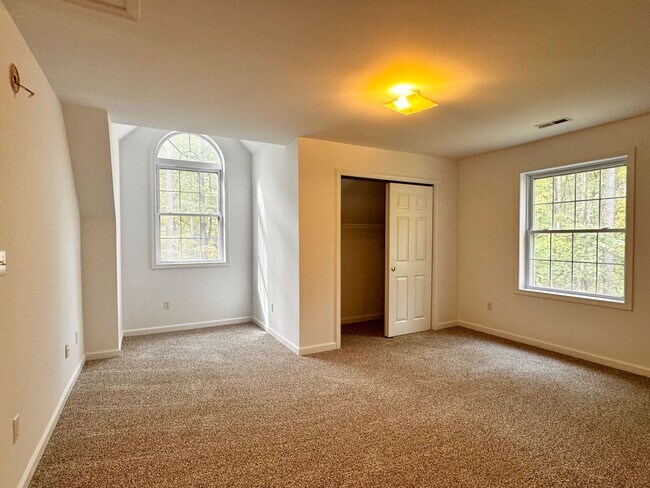 Building Photo - Log Home Nestled in the Woods, Albemarle County Location