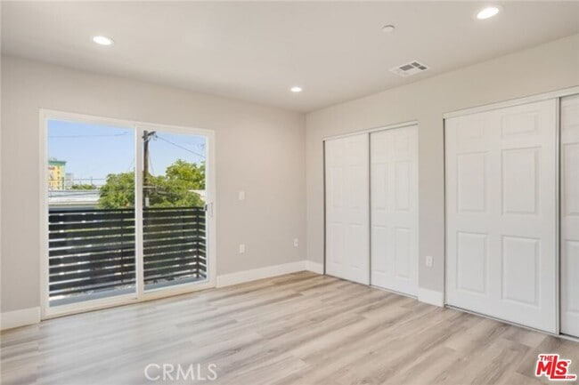 Building Photo - 1821 S New England St