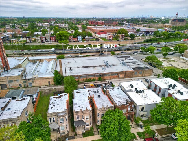 Building Photo - 3316 W Flournoy St