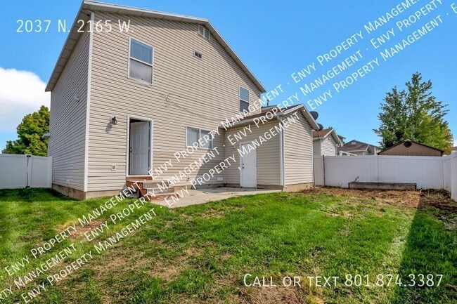 Building Photo - 2037 N 2165 W