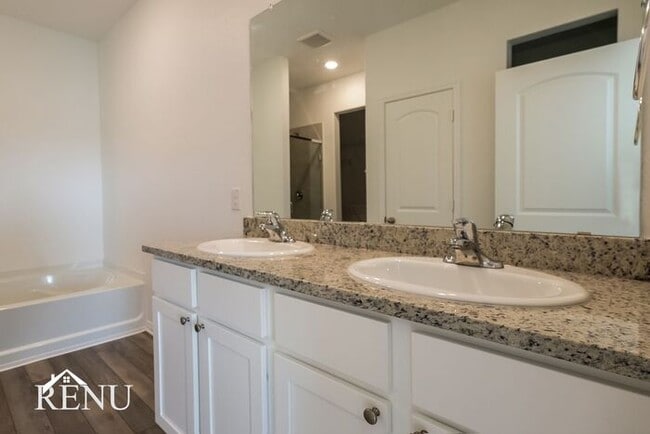 Building Photo - Coming Soon!