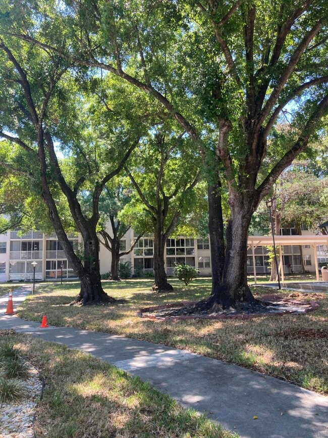 Building Photo - 2650 NW 49th Ave