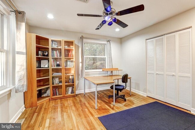 Building Photo - 119 Bosley Ave