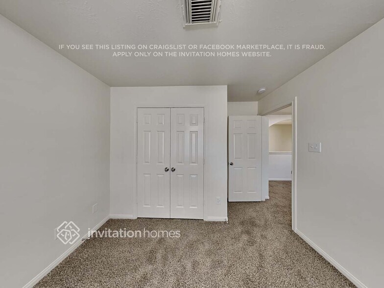 Building Photo - 907 Portsmouth Dr