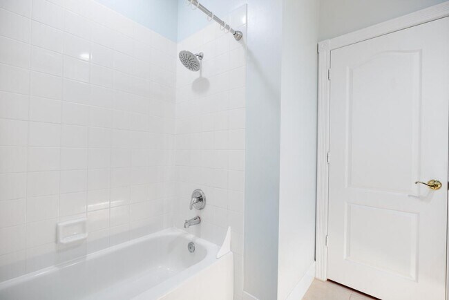 Building Photo - 329 Legare Ct