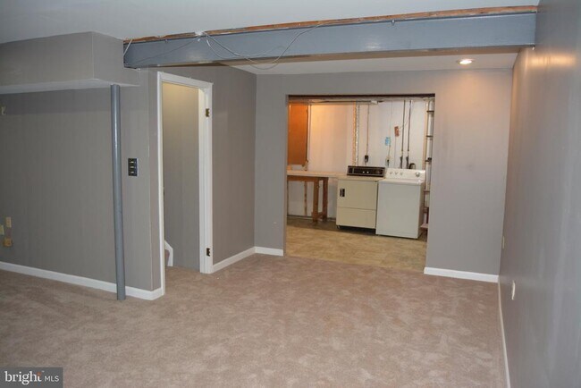 Building Photo - 12341 Bonfire Dr