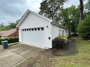 Building Photo - 1324 Jordan St