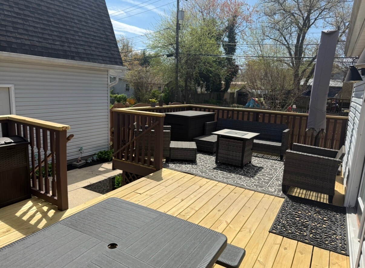 Building Photo - 119 Cloverhill Rd