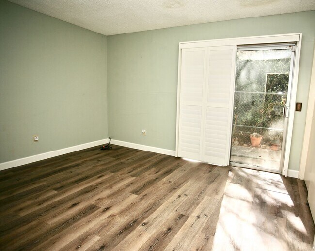 Building Photo - Country Living in Alpine ~ 4 Br 3 Ba