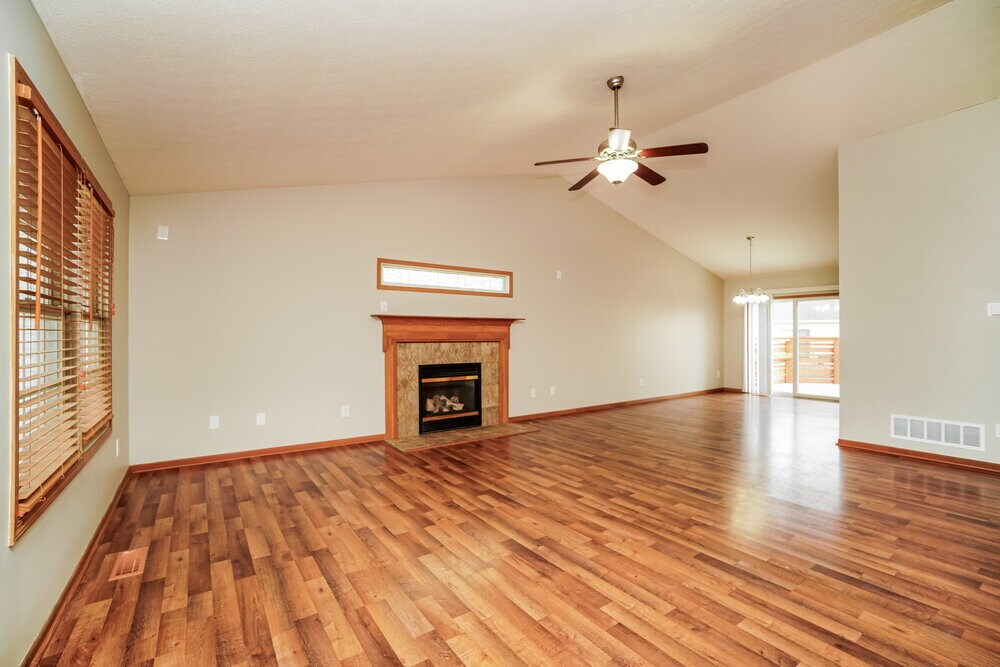 Building Photo - 370 Millett Dr