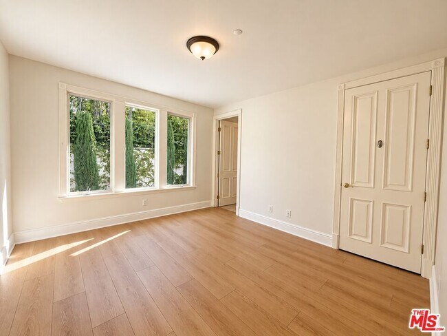 Building Photo - 16625 Cll Haleigh