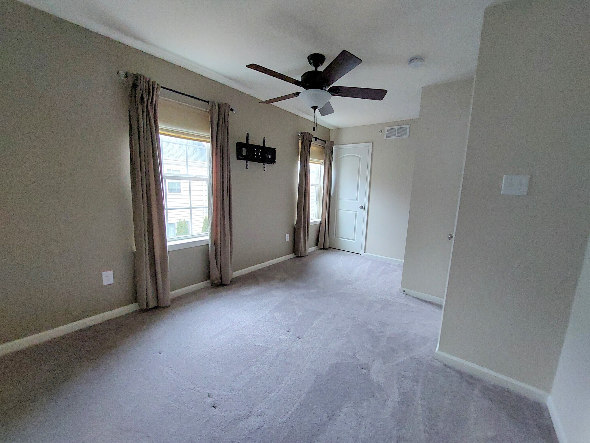 Small Bedroom - 3845 Jacob Stout Rd