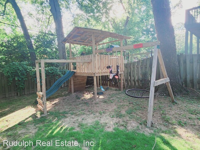 Building Photo - 4 br, 3 bath House - 12 Montevallo Ter.