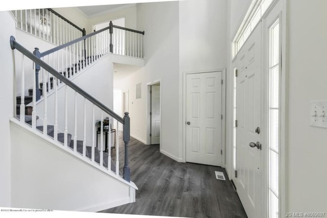 Building Photo - 413 Virginia Ave