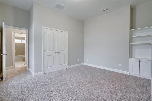 Building Photo - 13225 Bigelow Ln
