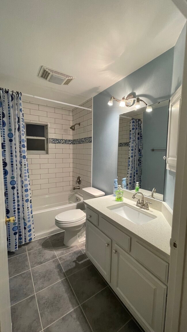 Building Photo - 2446 Briarcreek Dr