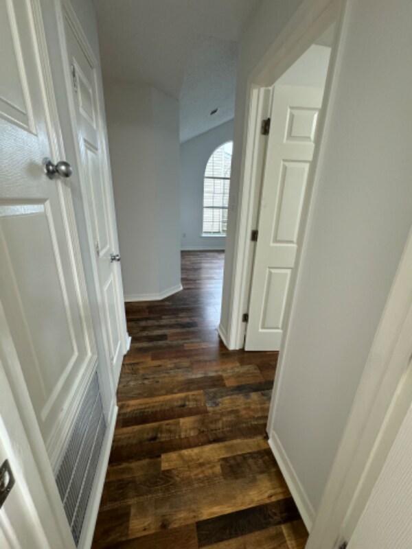 Building Photo - 10763 E Bay Tree Dr