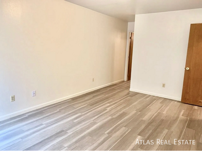 Building Photo - 2172 35th Ave Ct