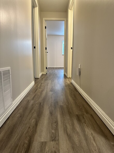 Building Photo - 4919 W 8620 S