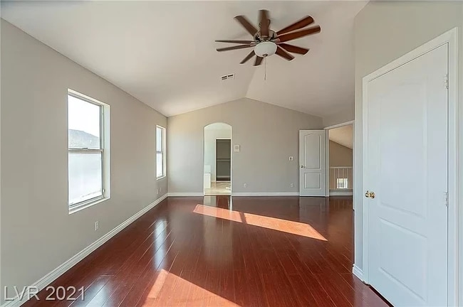 primary suit - 2136 Birch Gray Dr