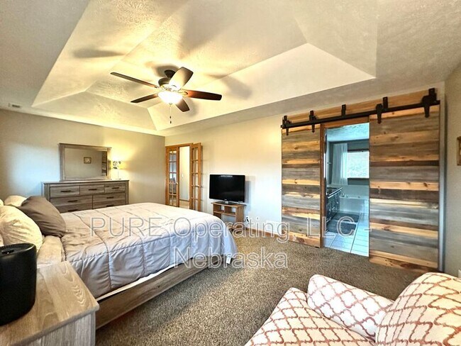 Building Photo - 4909 N 142nd St