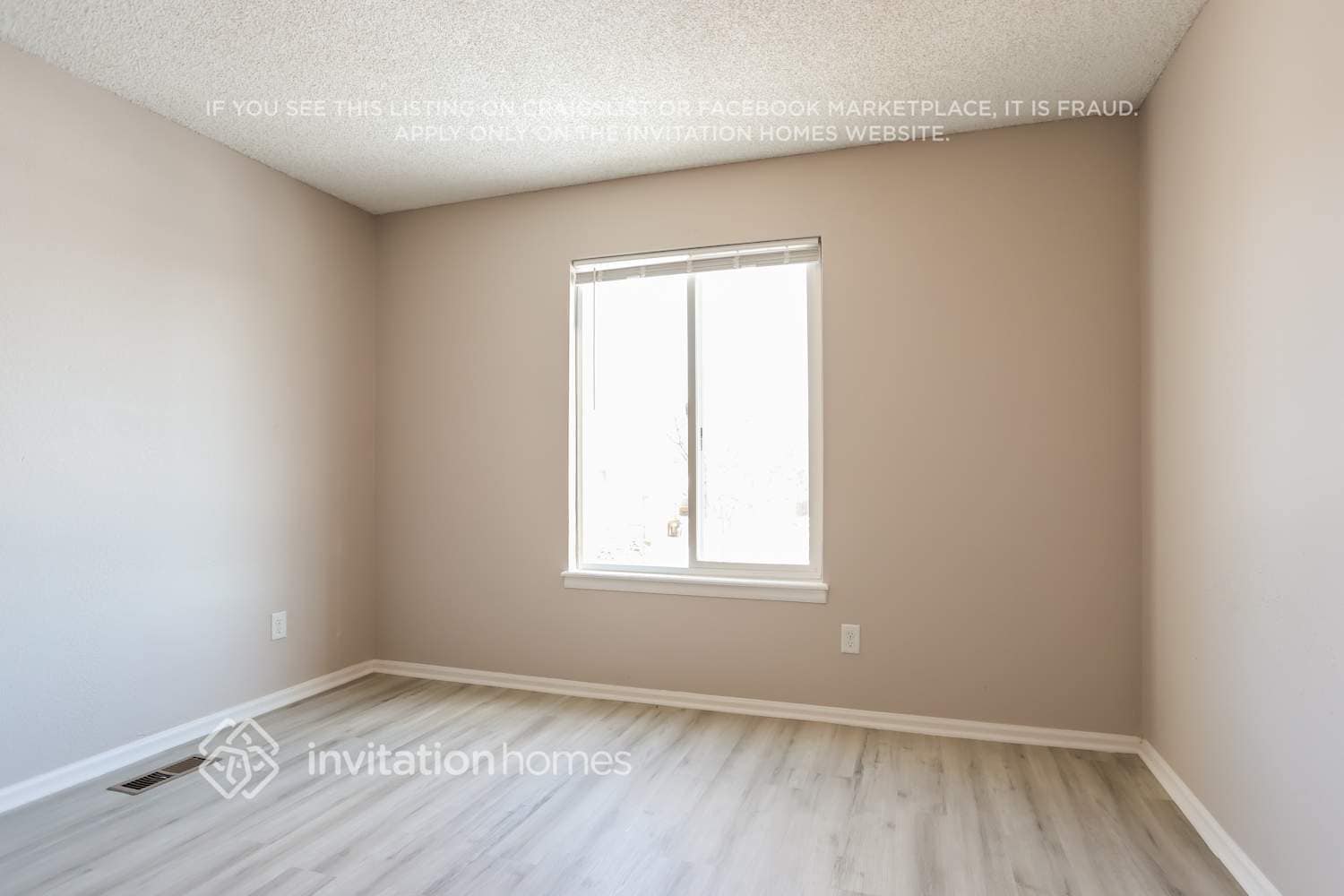 Building Photo - 4545 Davenport Way