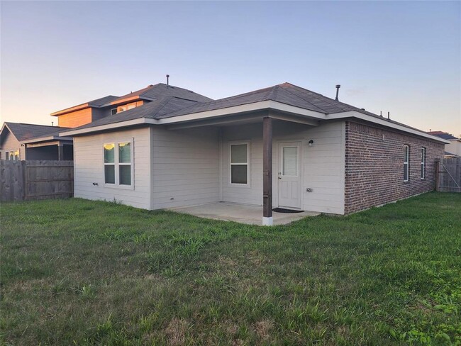 Building Photo - 411 Barren Oak Ln