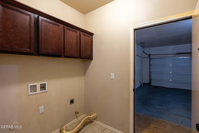 Building Photo - 14212 Otter Point Ct