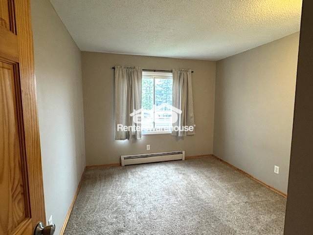 Building Photo - 10840 Rockford Rd