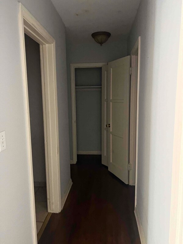 Building Photo - 2125 S Beverly Glen Blvd