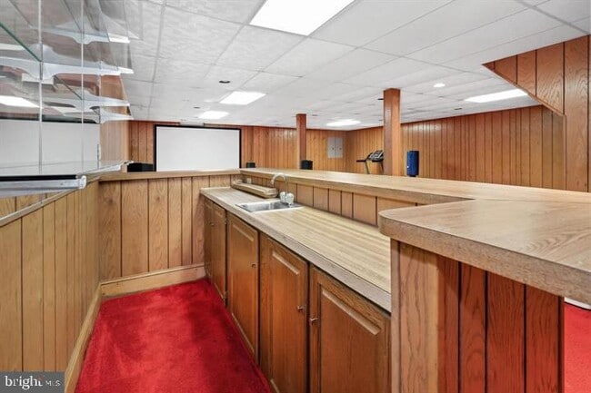 Building Photo - 253 Peoples Way