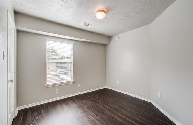 Building Photo - 25266 Boulder Bend Ln