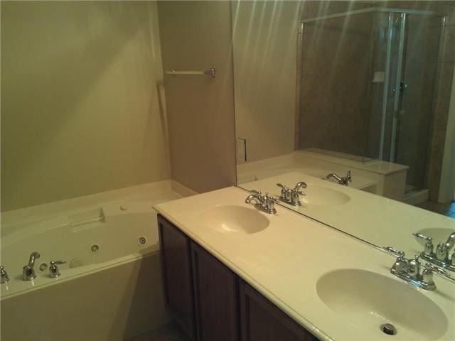 Building Photo - 633 Blue Sky Dr