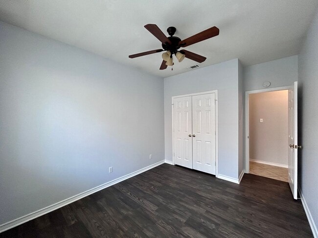 Building Photo - 4710 Sojourner St