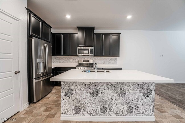 Building Photo - 25 Barbara Ln